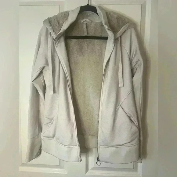 Athleta Triumph Lux Shine Hoodie - Picture 13 of 15